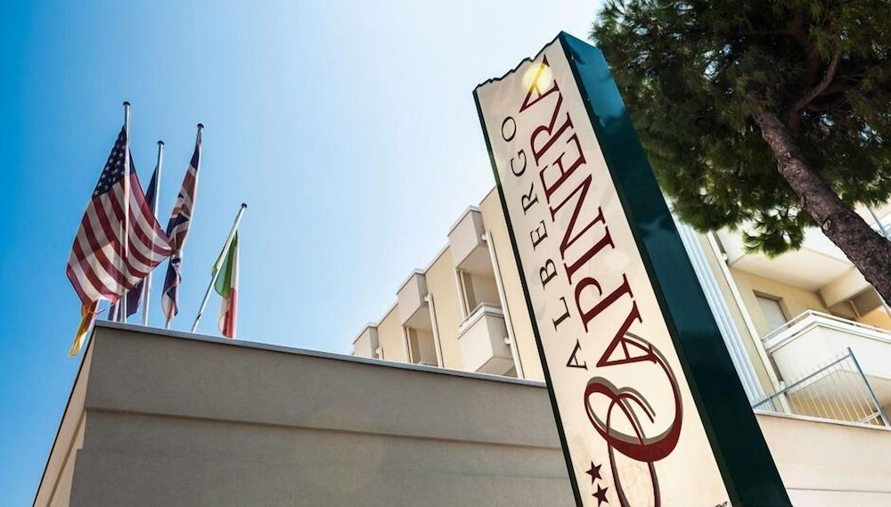 Hotel Capinera Rimini Exterior foto